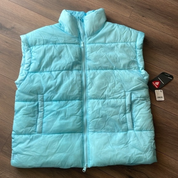 FP Movement from Free People In A Bubble Puffer Vest LG - Picture 5 of 8